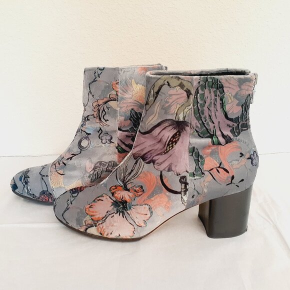 Rag & Bone Velvet Ankle Boots - Picture 6 of 13